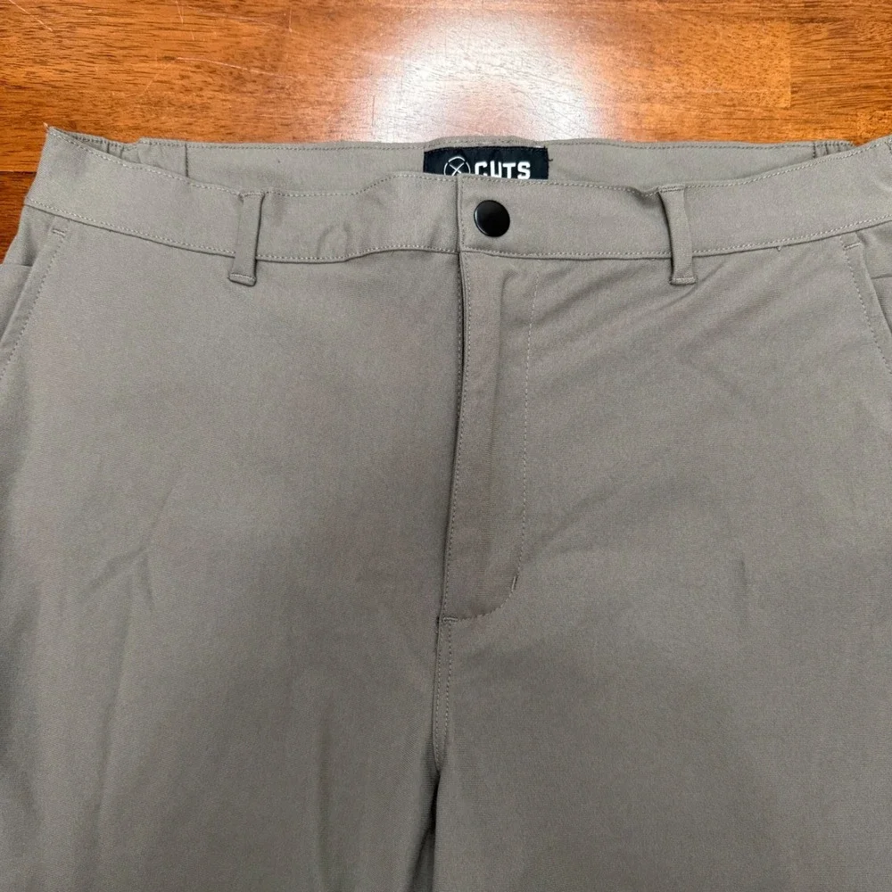 Cuts AO Jogger Pants Mens‎ XL Sage Green Grey Tapered Performance Chino Trousers